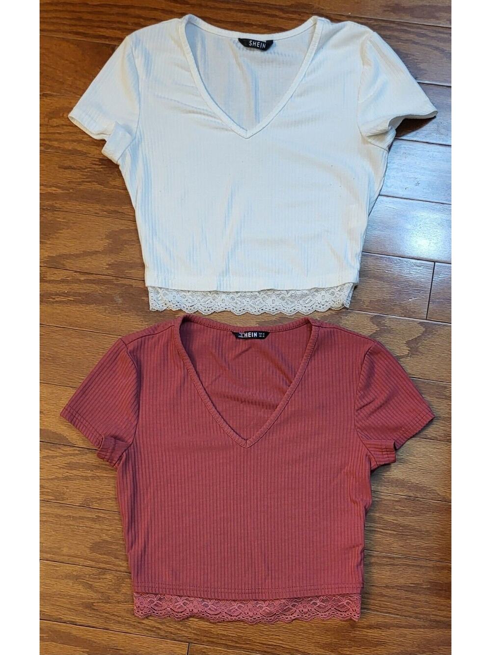 Shein Crop Top Juniors VNeck w/Floral Elastic Hem Size XS (Set of 2) Creme& Rose
